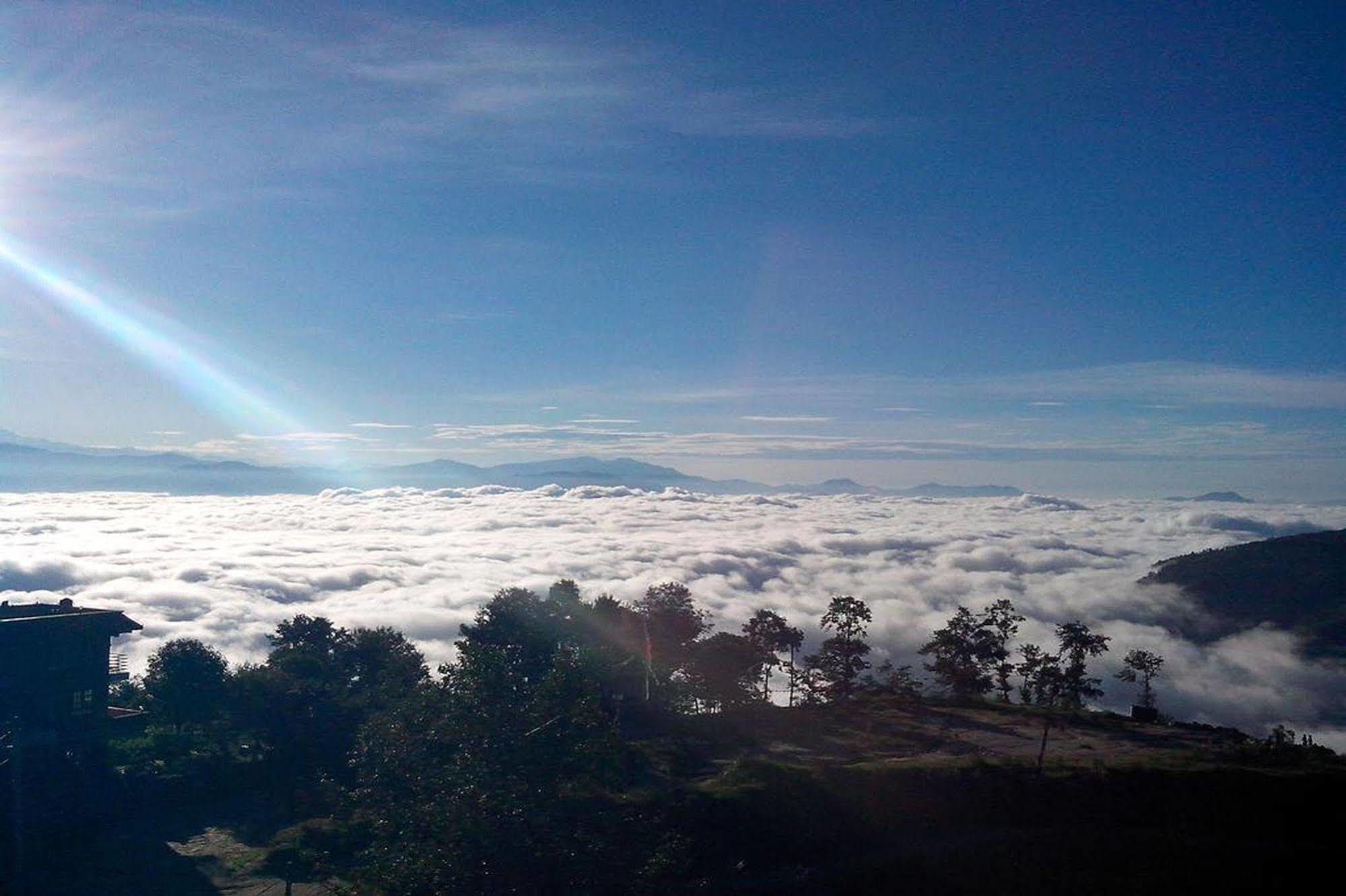 Nagarkot Sunshine Hotel Baluwapati Deupur Kültér fotó