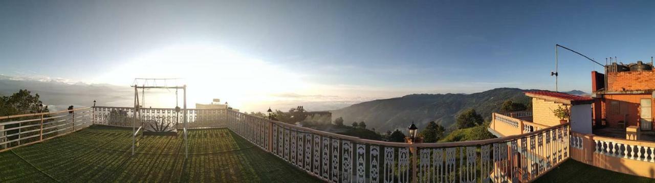 Nagarkot Sunshine Hotel Baluwapati Deupur Kültér fotó